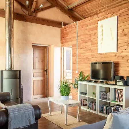 5 Family With Pool & Large Garden In Historic Convent Feriehus *