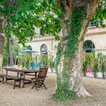 5 Family With Pool & Large Garden In Historic Convent