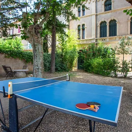 5 Family With Pool & Large Garden In Historic Convent Pézenas