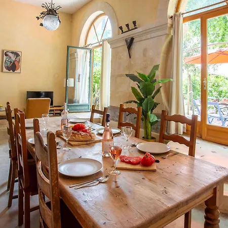 5 Family With Pool & Large Garden In Historic Convent *