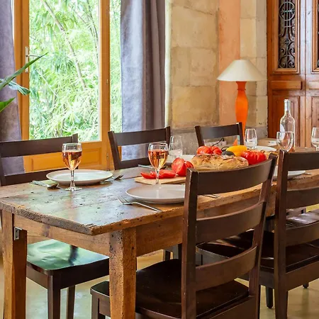 5 Family With Pool & Large Garden In Historic Convent Pézenas