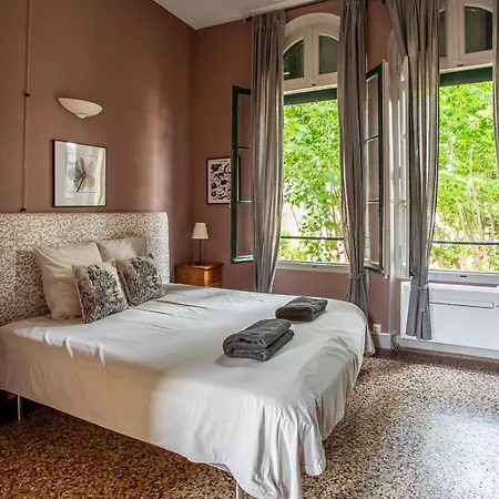 Vakantiehuis 5 Family With Pool & Large Garden In Historic Convent *