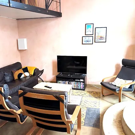 5 Family With Pool & Large Garden In Historic Convent Vakantiehuis Pézenas