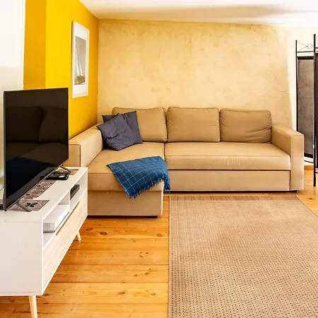 Vakantiehuis 5 Family With Pool & Large Garden In Historic Convent Pézenas