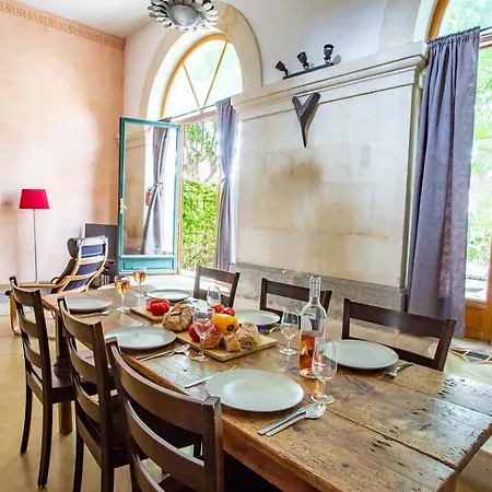 5 Family With Pool & Large Garden In Historic Convent