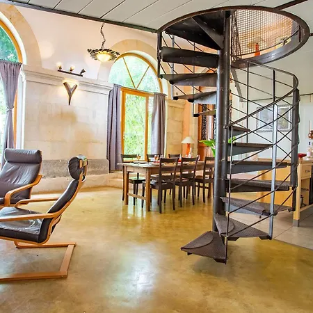 Vakantiehuis 5 Family With Pool & Large Garden In Historic Convent