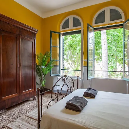 5 Family With Pool & Large Garden In Historic Convent *