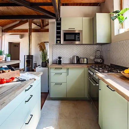 Vakantiehuis 5 Family With Pool & Large Garden In Historic Convent