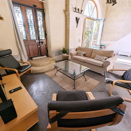 5 Family With Pool & Large Garden In Historic Convent Pézenas