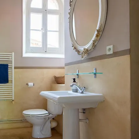 Vakantiehuis 5 Family With Pool & Large Garden In Historic Convent *