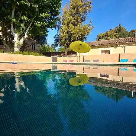5 Family With Pool & Large Garden In Historic Convent Prázdninový dům