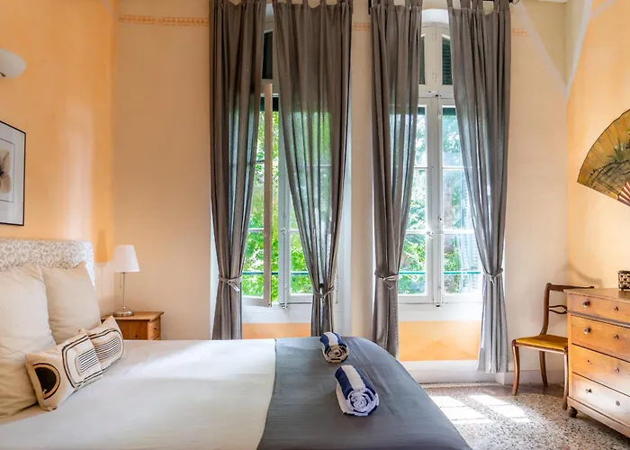 5 Family With Pool & Large Garden In Historic Convent Ferienhaus