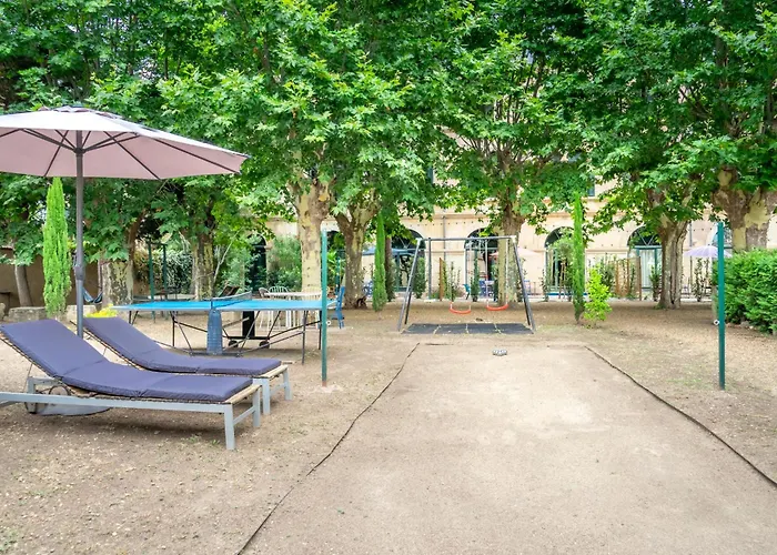 5 Family With Pool & Large Garden In Historic Convent
