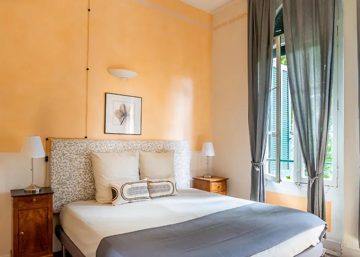5 Family With Pool & Large Garden In Historic Convent Semesterbostad Pézenas