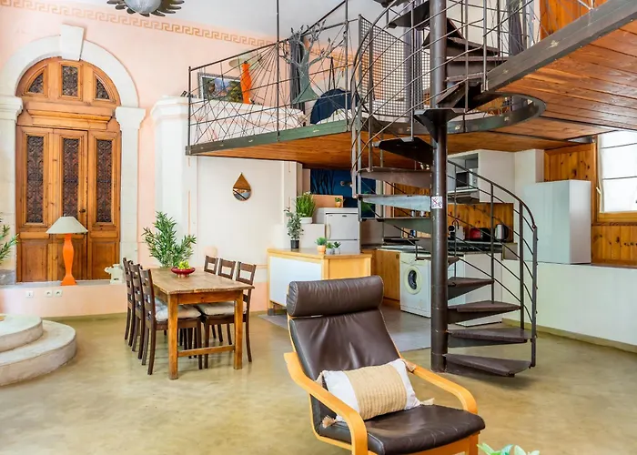5 Family With Pool & Large Garden In Historic Convent * Pézenas