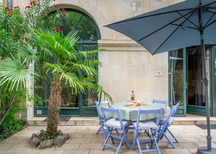 Semesterbostad 5 Family With Pool & Large Garden In Historic Convent