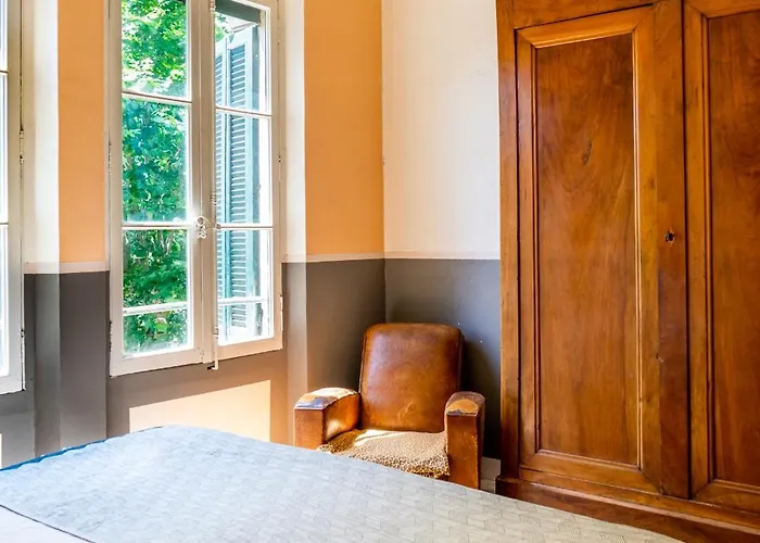 Semesterbostad 5 Family With Pool & Large Garden In Historic Convent *