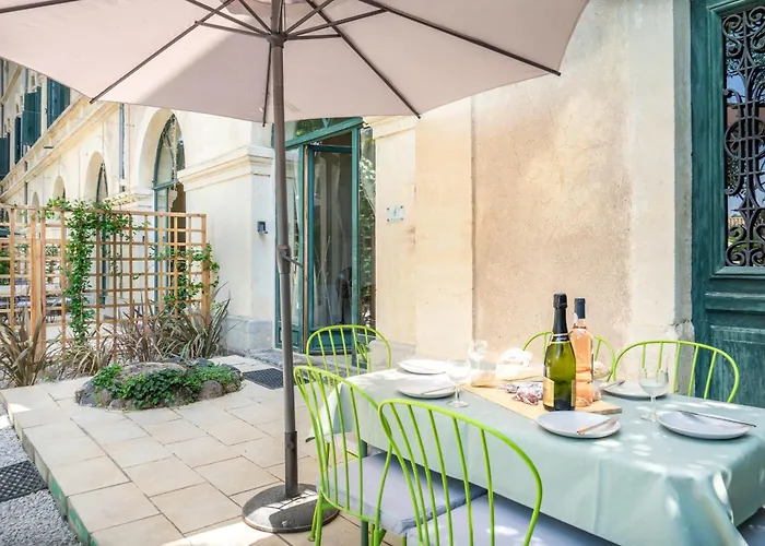 5 Family With Pool & Large Garden In Historic Convent * Pézenas