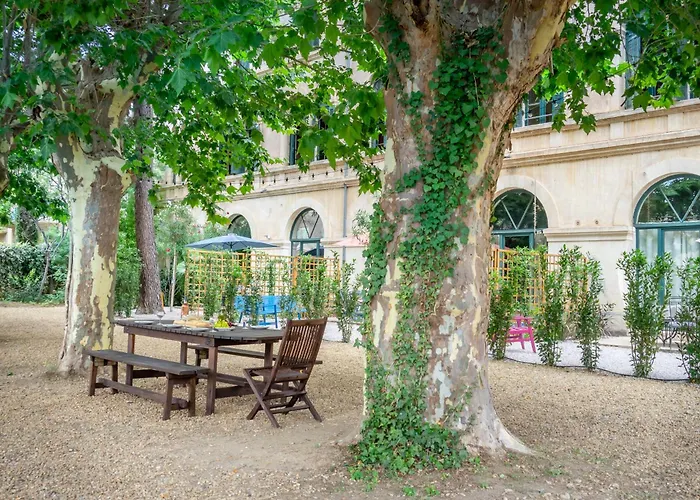 5 Family With Pool & Large Garden In Historic Convent
