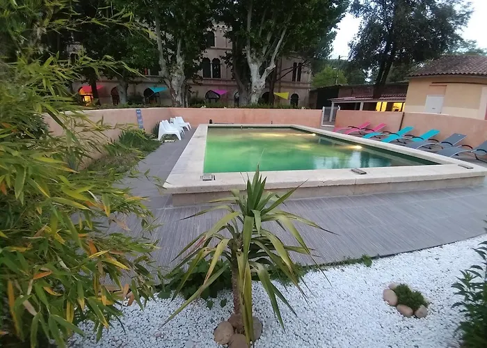 5 Family With Pool & Large Garden In Historic Convent